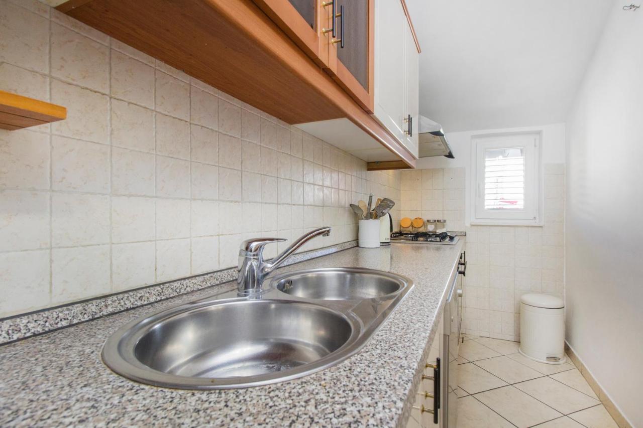 Luka Apartment Sibenik Luaran gambar