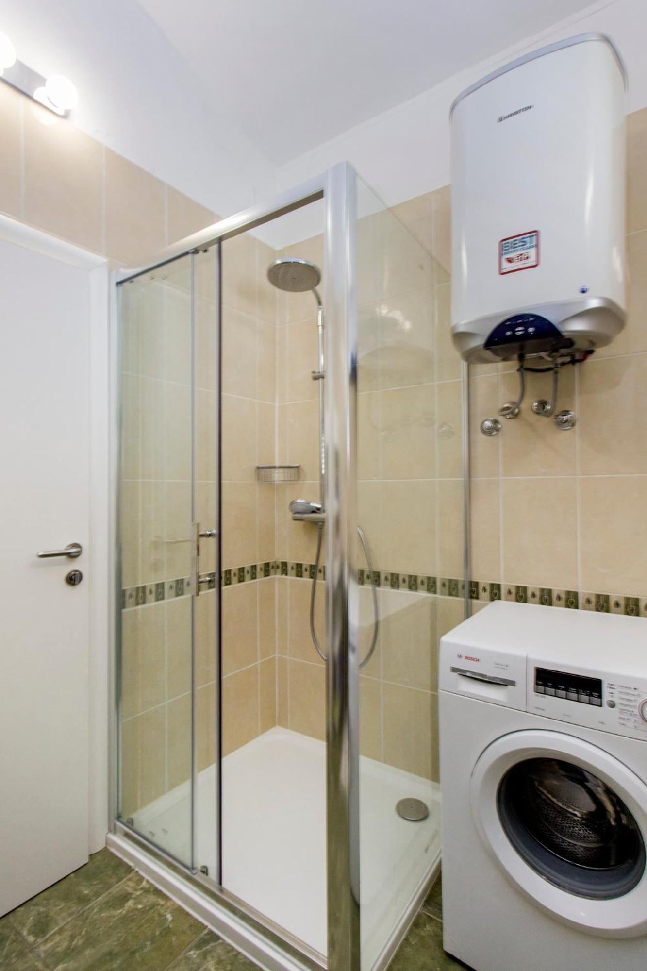 Luka Apartment Sibenik Luaran gambar